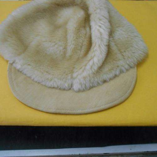 VINTAGE LADIES FUR CAP - 1950's